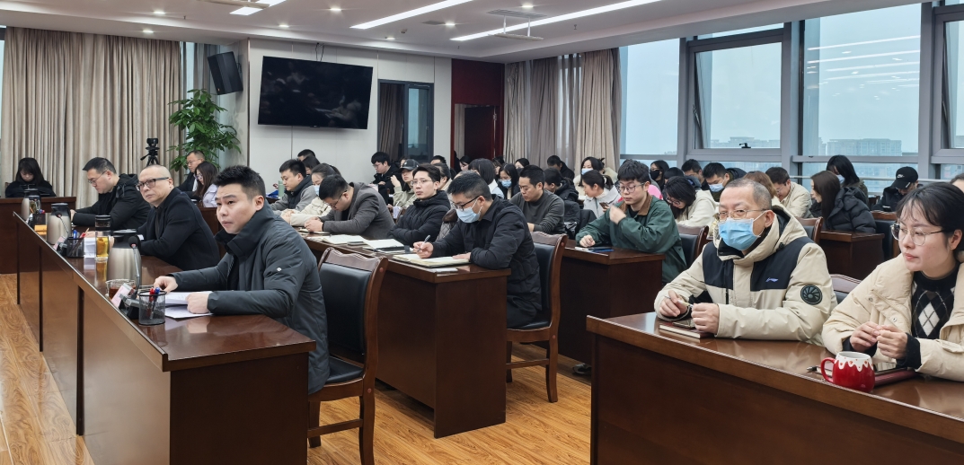 內(nèi)江建工集團(tuán)舉辦第二屆“以書(shū)為伴，鑄就卓越”讀書(shū)會(huì)演講比賽